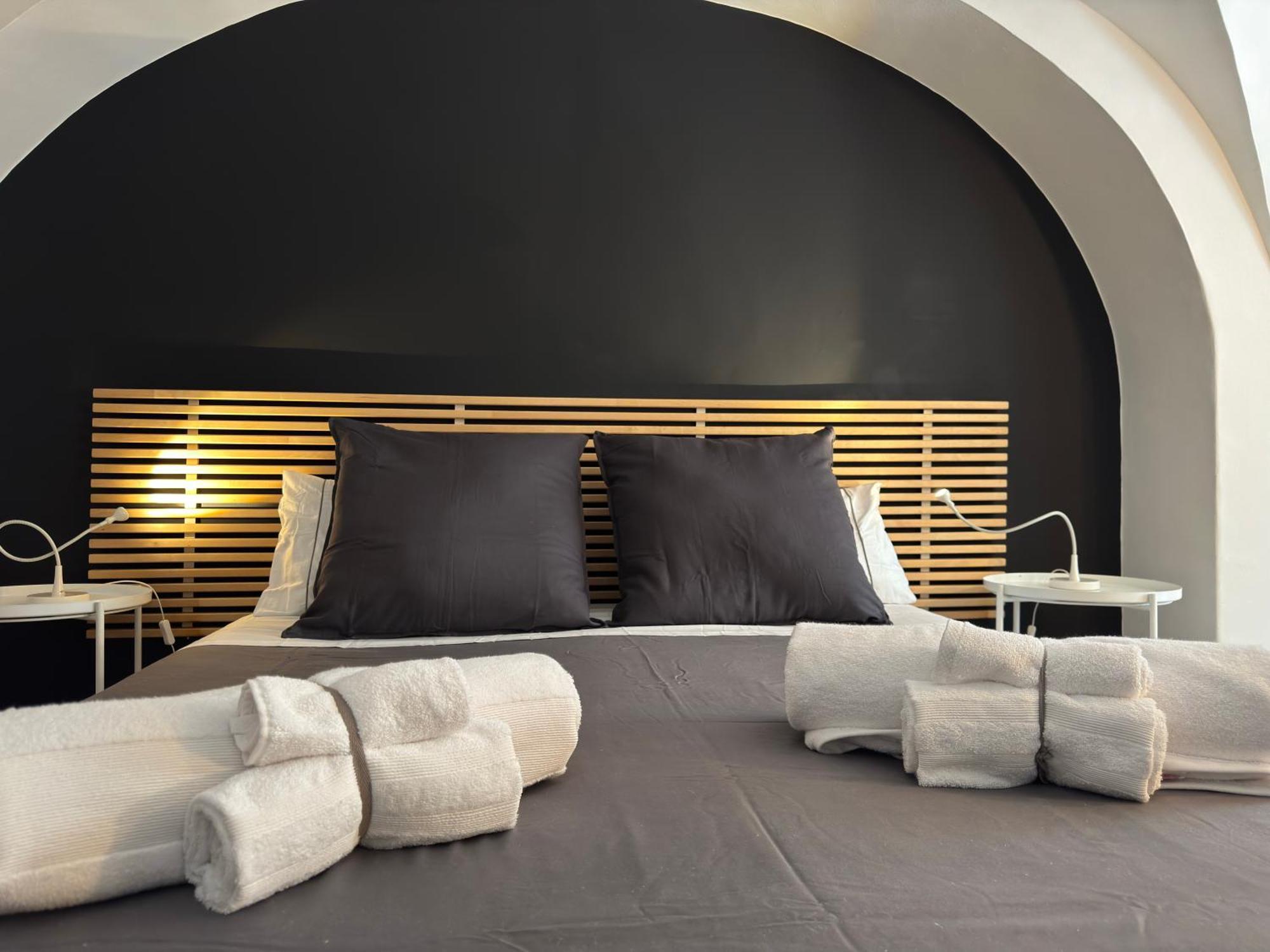 Monahouse - Eleganza Comfort Su Via Etnea Nel Cuore Di Aeroporto di Catania Fontana Rossa