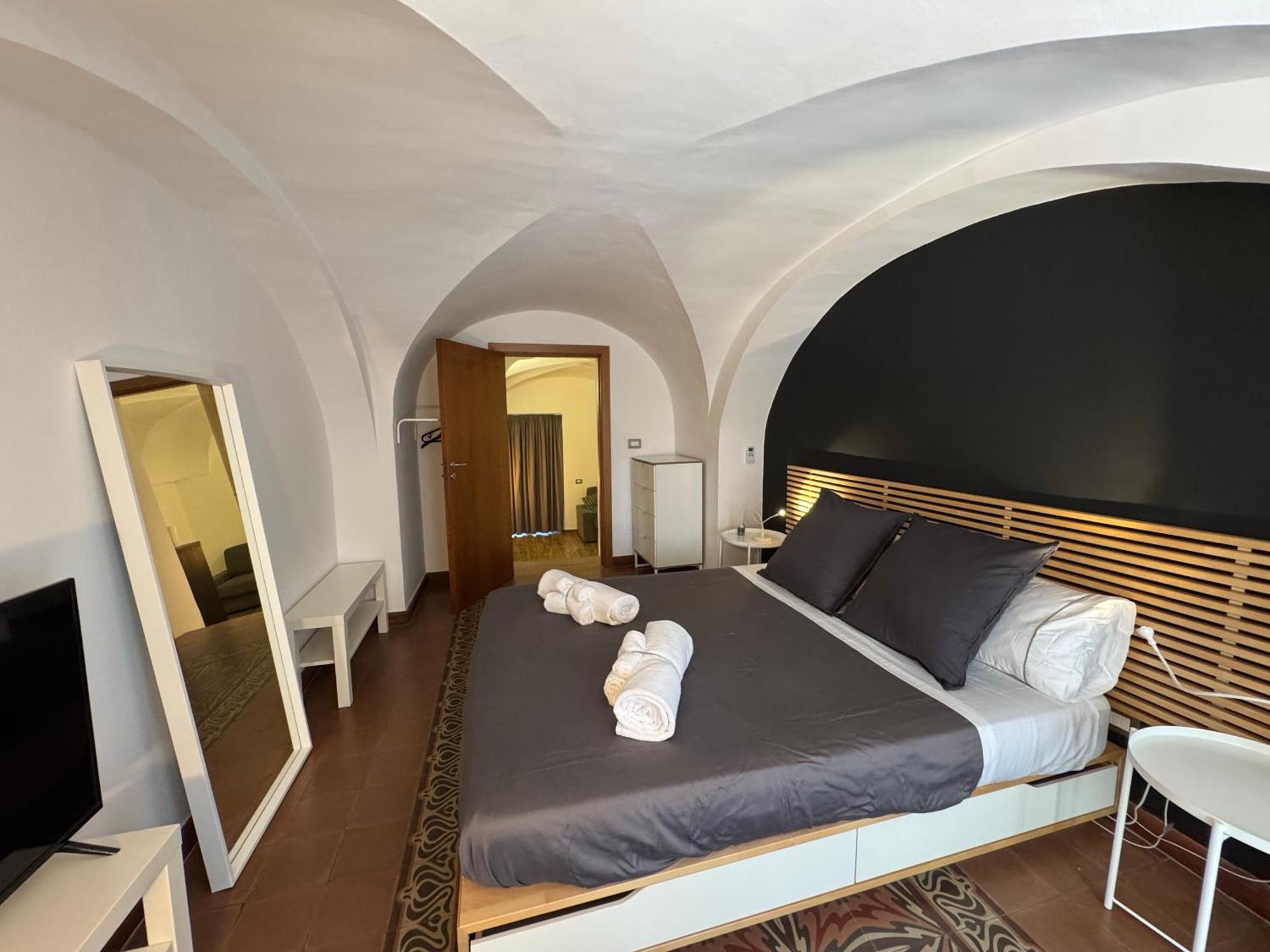Monahouse - Eleganza Comfort Su Via Etnea Nel Cuore Di Appartamento *