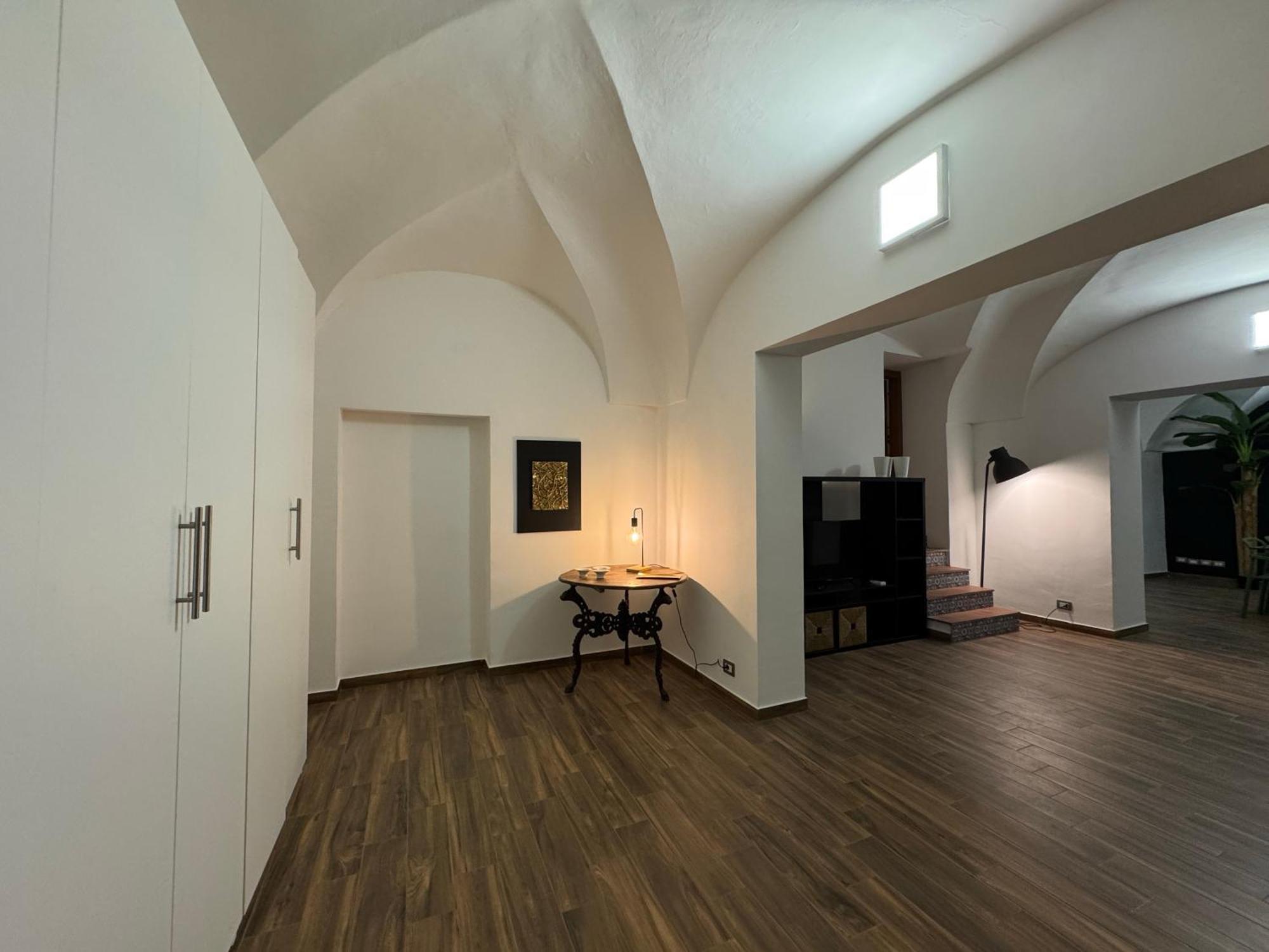 Monahouse - Eleganza Comfort Su Via Etnea Nel Cuore Di