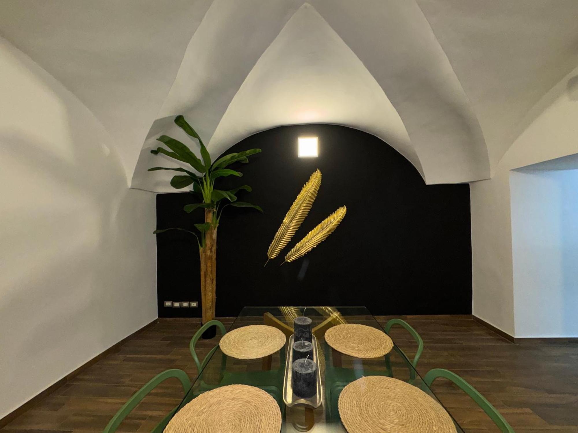 Monahouse - Eleganza Comfort Su Via Etnea Nel Cuore Di * Aeroporto di Catania Fontana Rossa