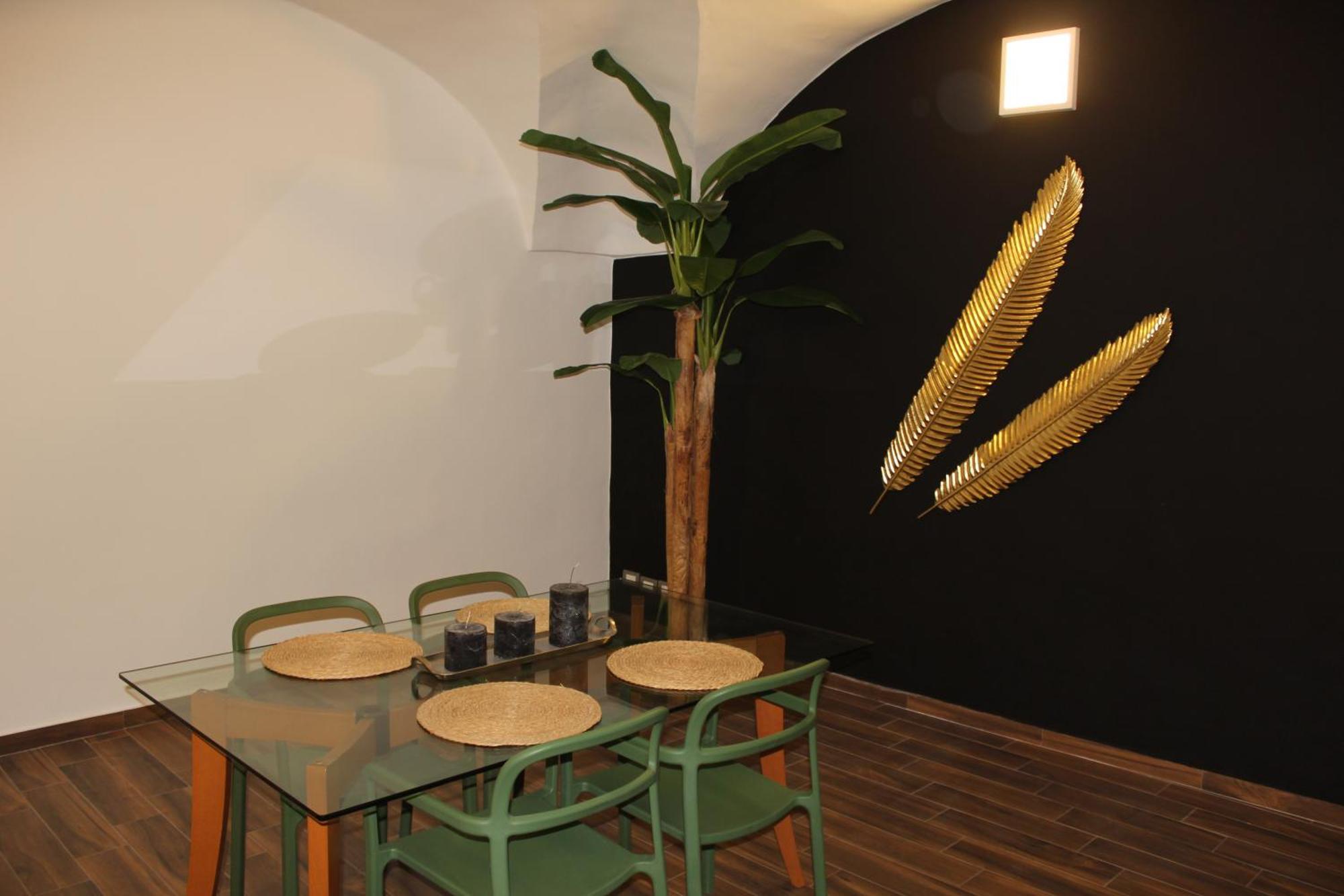 Monahouse - Eleganza Comfort Su Via Etnea Nel Cuore Di * Aeroporto di Catania Fontana Rossa