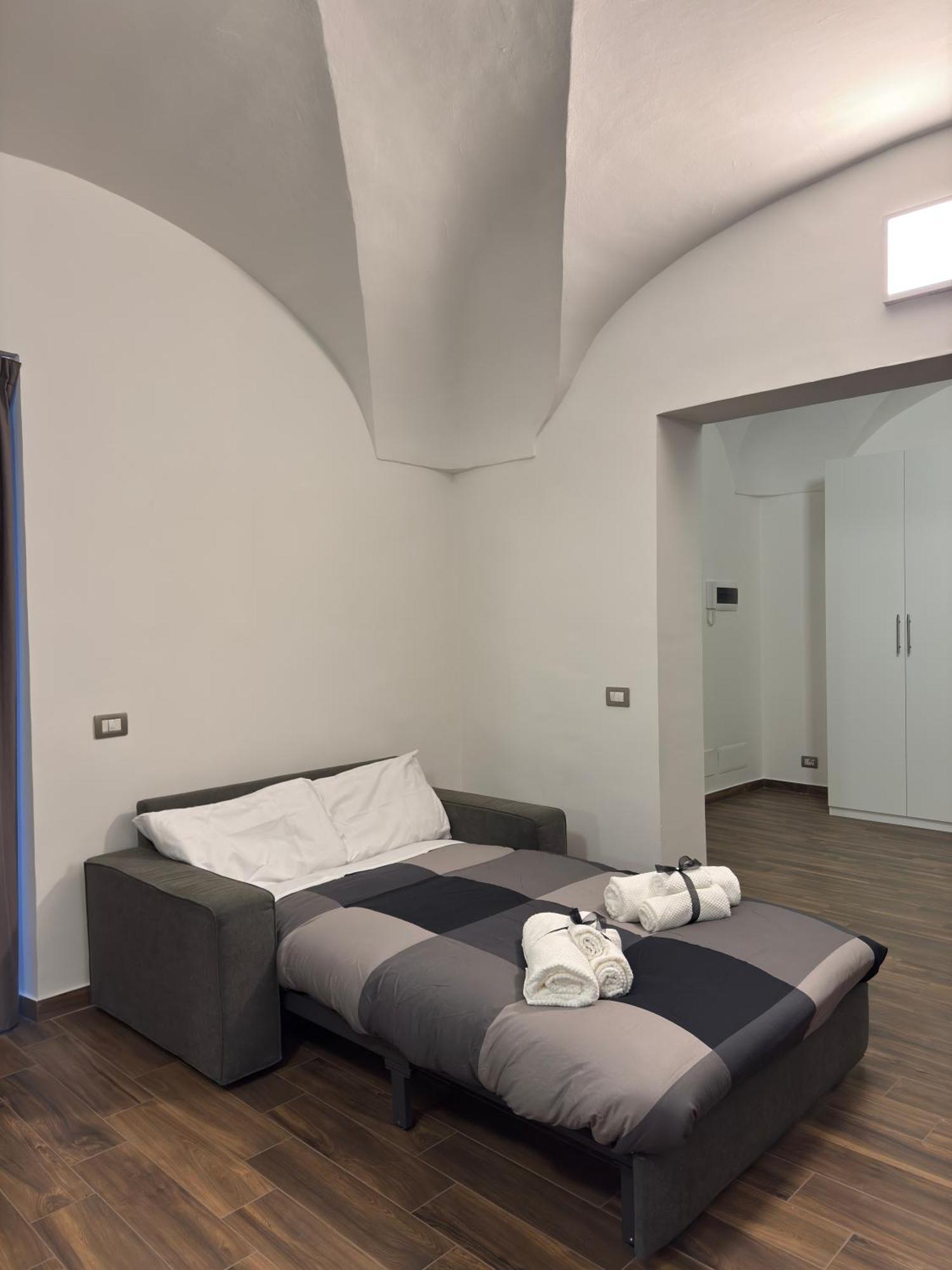 Monahouse - Eleganza Comfort Su Via Etnea Nel Cuore Di Appartamento Aeroporto di Catania Fontana Rossa