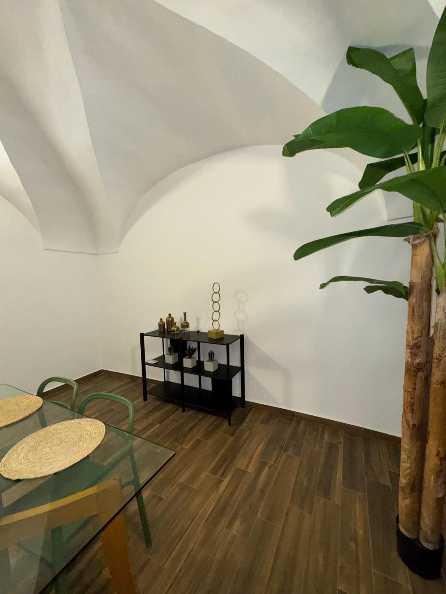 Appartamento Monahouse - Eleganza Comfort Su Via Etnea Nel Cuore Di Aeroporto di Catania Fontana Rossa